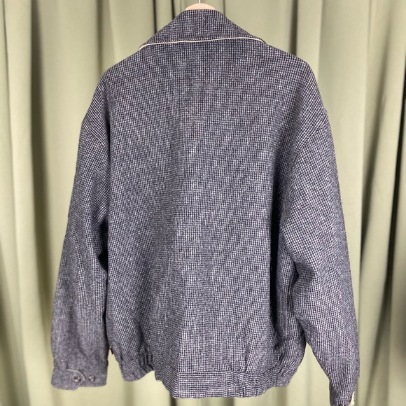 Vintage Men’s Woolrich Jacket - Picture 9 of 10